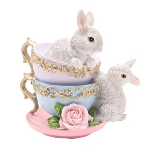 Lapins dans des tasses